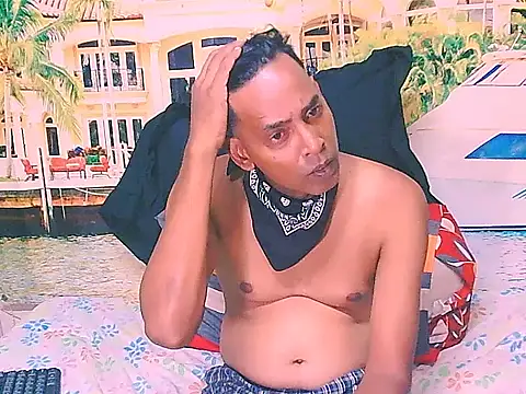 IndianHunk01 Webcamshow