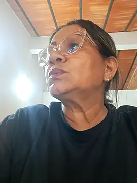 Vickyfox_ Chat XXX live