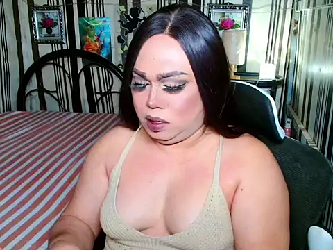 Show de TsyummyCock4u na webcam