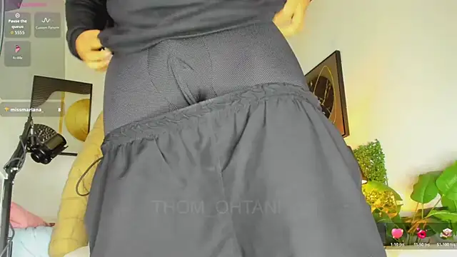 Thom_Ohtani Show Webcam