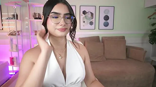 Živý XXX chat EmilyTurneer