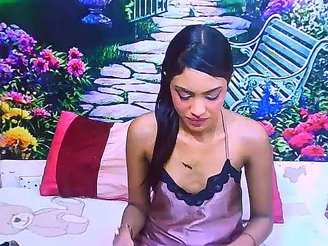 IndianPretty14u2Luv Live XXX-Chat