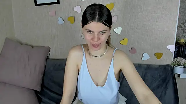 Zorianaa élő XXX-chatje