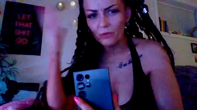 แชท XXX สดของ shyhornymommy