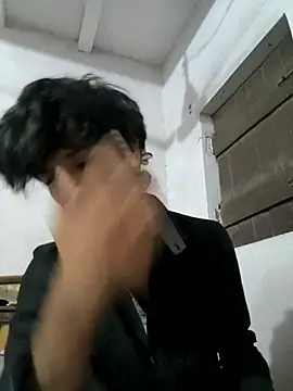 Chat +18 de CelestialLeo9 ao vivo