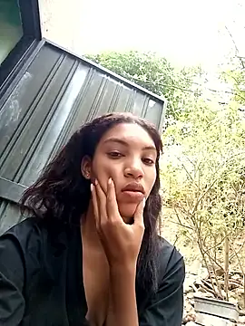 ginevere_20 Adlı Modelin Web Kamerası Şovu