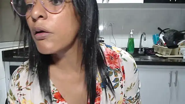 kateleyagrey's Webcam Show