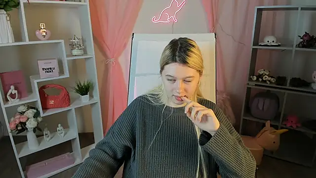 CelestineMauriac Adlı Modelin Canlı XXX Sohbeti