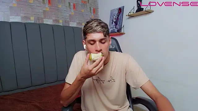 flaquito___ লাইভ XXX চ্যাট