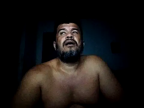 tarra122 即時 XXX 聊天