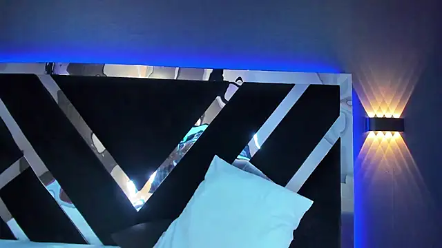 AmmyJones_ élő XXX-chatje