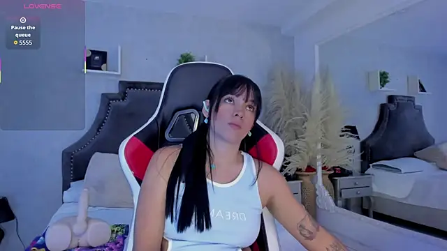 Živý XXX chat EmiliaRose_