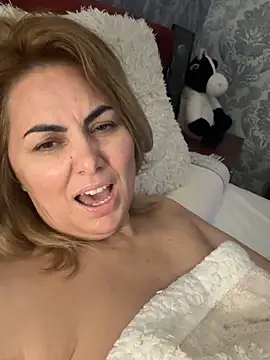 Emma_roqueen 现场XXX聊天