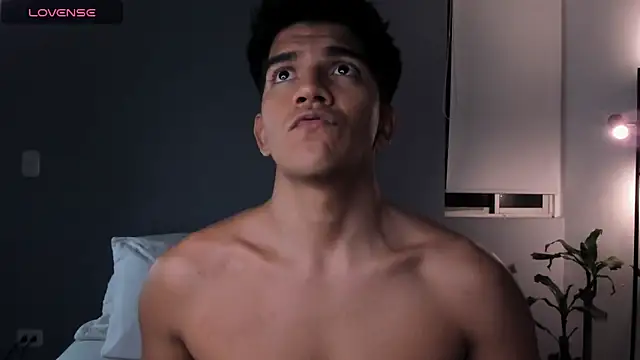 Онлайн чат XXX OnlySantty