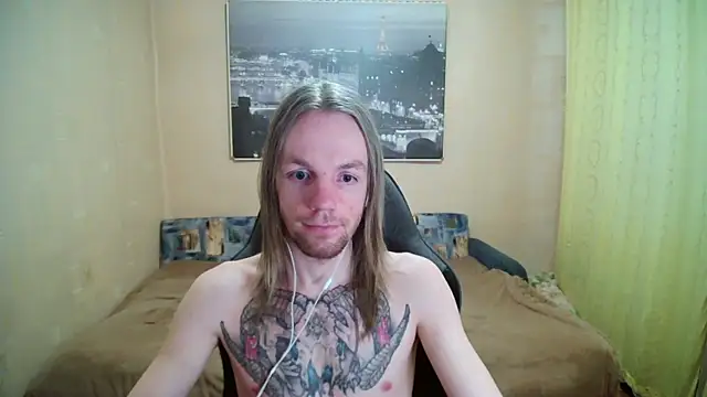 AdamDickens 即時 XXX 聊天