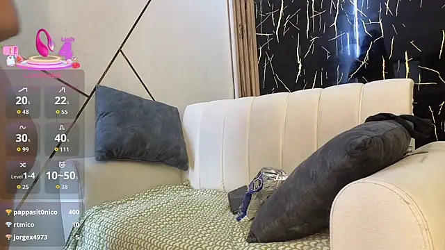 Julianas_pm Chat XXX in diretta