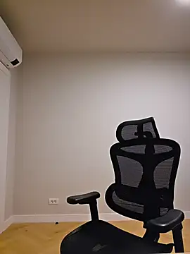 MiaRides19 – webcam-show