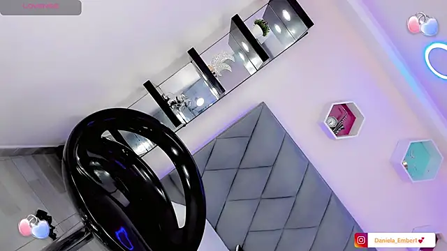 Amira_Ember Obrolan Langsung XXX