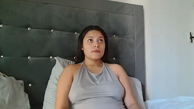 3littles' Live XXX Chat