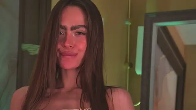 Amanda_River's Webcam Show