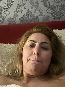 Онлайн чат XXX Emma_roqueen