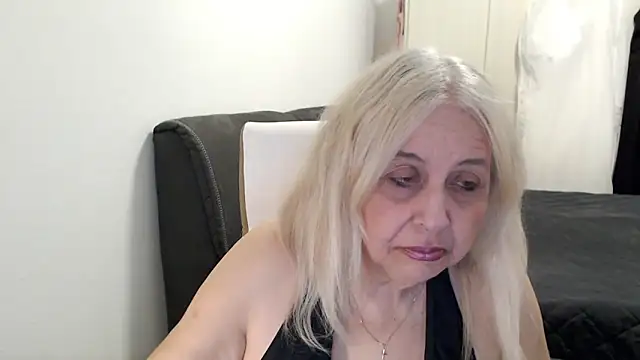 SusiLifeXXX's Live XXX Chat