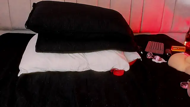 EleanorRigby5 Chat XXX live