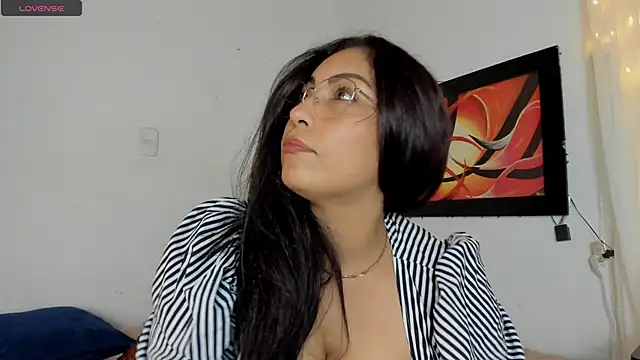 Lauralove_69 라이브 XXX 채팅