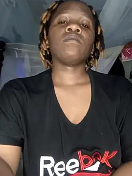 Czat XXX na żywo – Queentesi