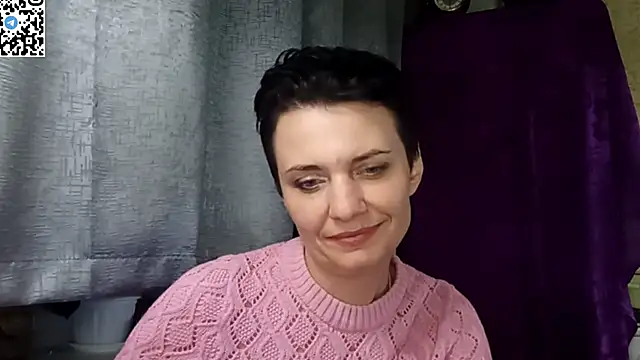 HotMamaQueen234's Live XXX Chat