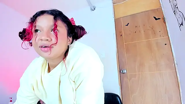 Emily_Coper18 Obrolan Langsung XXX