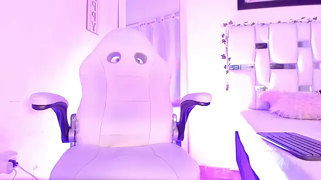 Chat XXX en directo de LiilithNyx