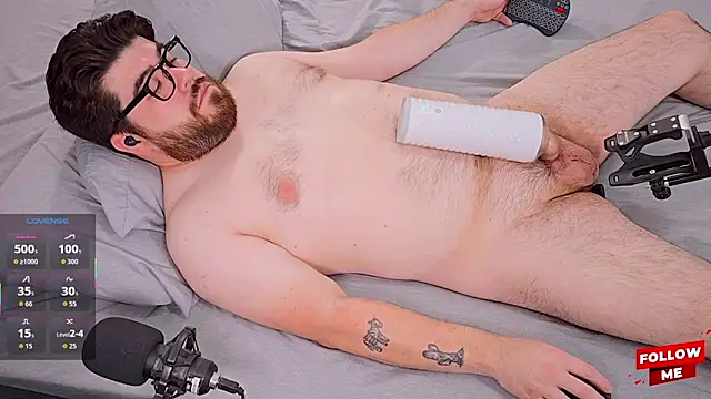 jax_luna Show in webcam