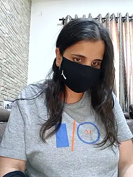 Chat XXX ao vivo de tinaarora