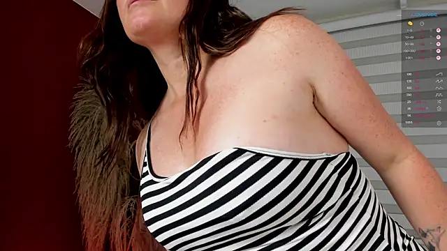 Chat +18 de angela_fiory ao vivo