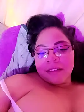 ROUSSE_SINCLAIR's Live XXX Chat