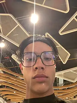 Andres_boy252 Live XXX Chat