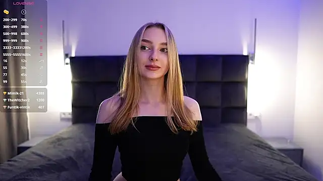 GoldieHarrington's Live XXX Chat