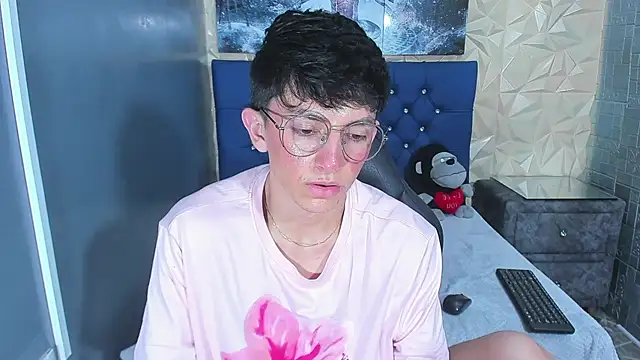 ElanGiraldo Adlı Modelin Web Kamerası Şovu