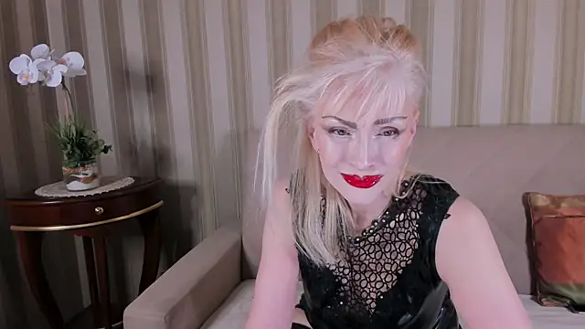 Živý XXX chat Rita_Farel