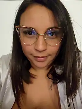 LizzRouse: онлайн-секс-чат