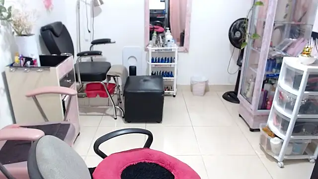 titsbiglovers élő XXX-chatje