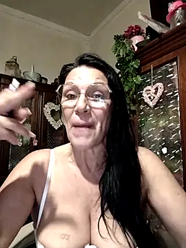 Chatroom XXX en direct de Melmamalhuda@xh