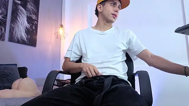 Zack_isback – webcam-show