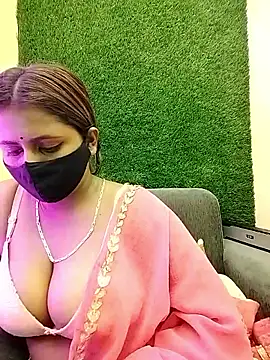 LoveLy-Soneya's Live XXX Chat