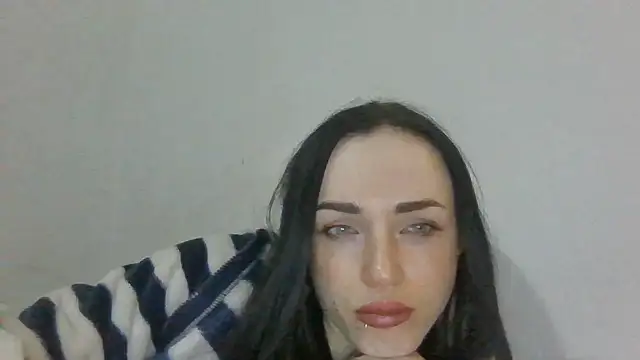 Trinsy_Love's Live XXX Chat