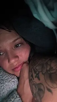 LorenRosse Pertunjukan Webcam