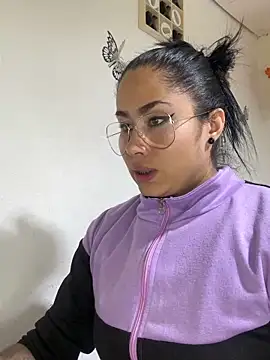 Pokazy przed kamerką – Sweet__Nurse1