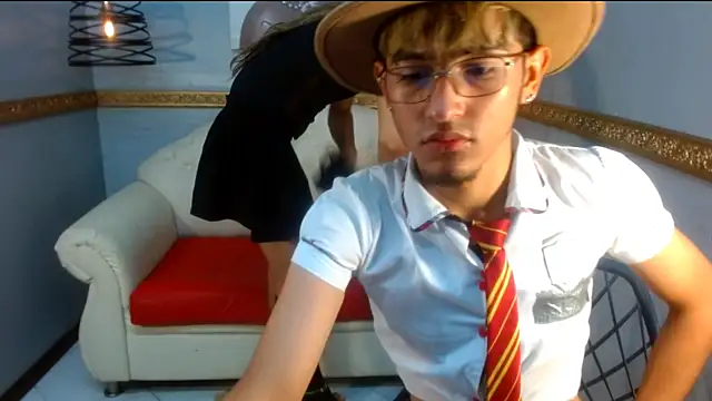 Juan_saul1 Show in webcam