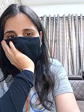 tinaarora's Live XXX Chat